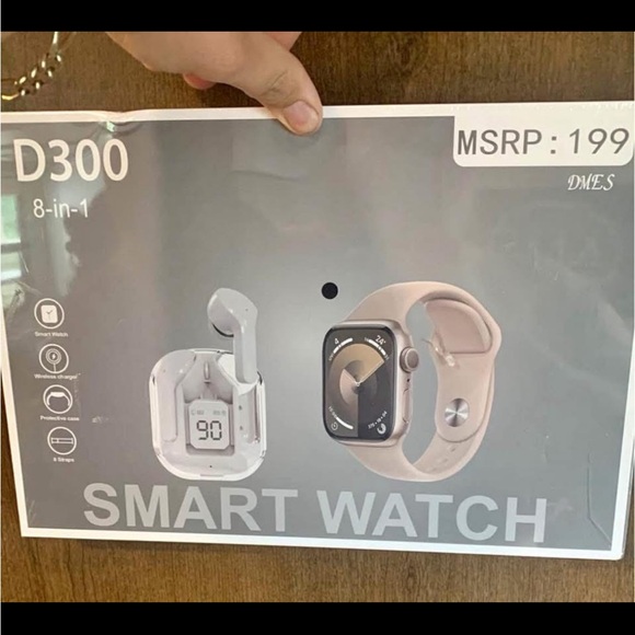 D300 8-in-1 Smart Watch with Earbuds